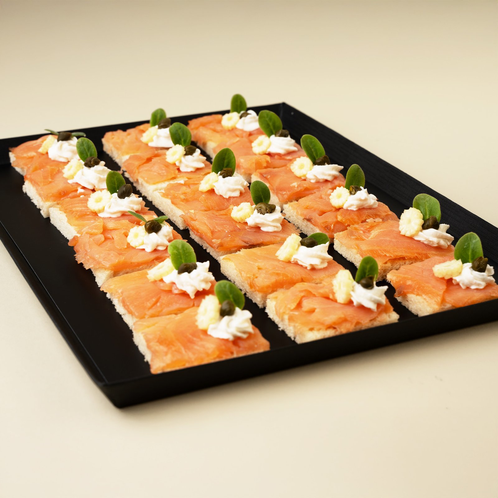 Canapé Platte Lachs